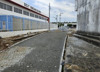 Prefeitura concluiu mais uma importante obra de infraestrutura: o calçamento que dá acesso à nova passagem molhada